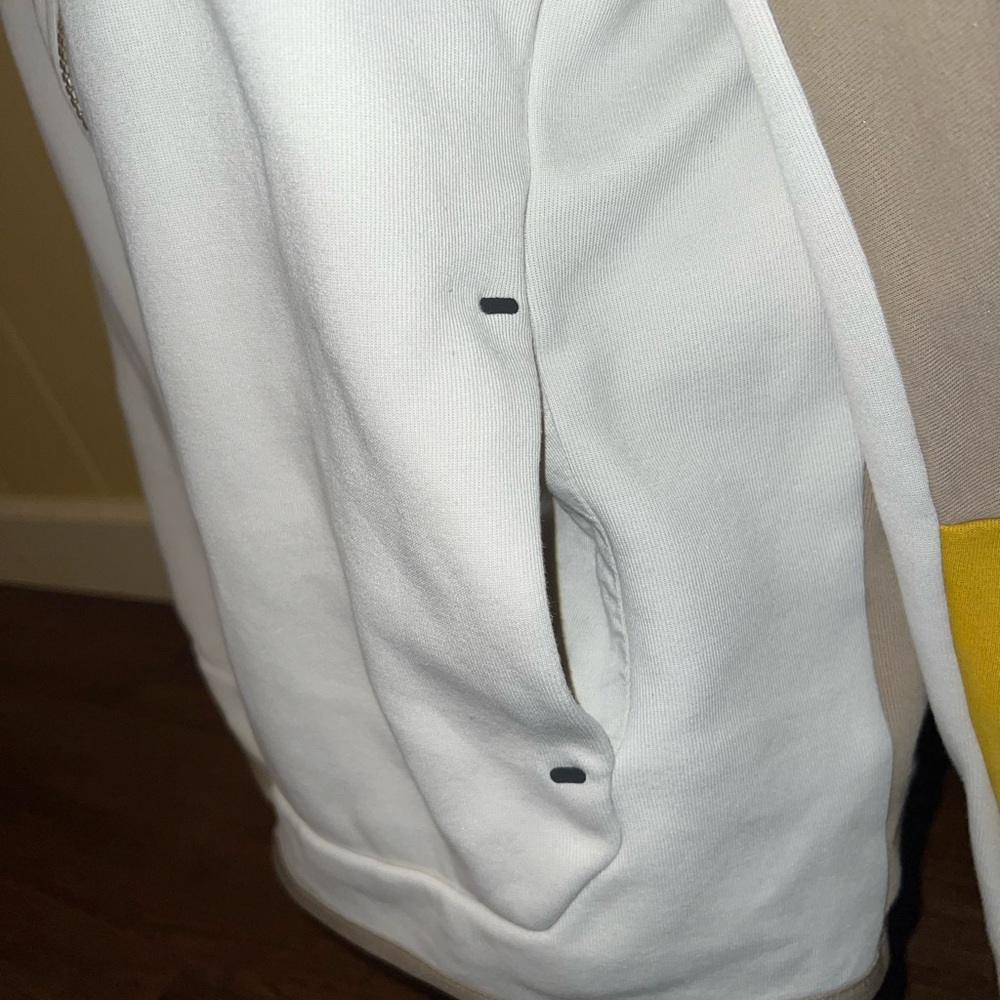 Nike Sportswear Tech Fleece Tan White Active Zip Up Hooded Jacket Size Youth XL - Picture 8 of 13